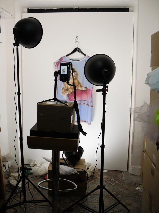 "Studio photo"