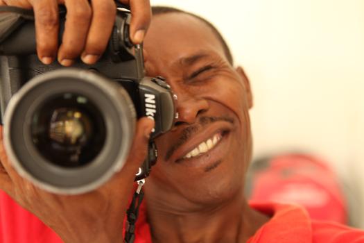 Loramus, journaliste humanitaire Loramus, journaliste humanitaire